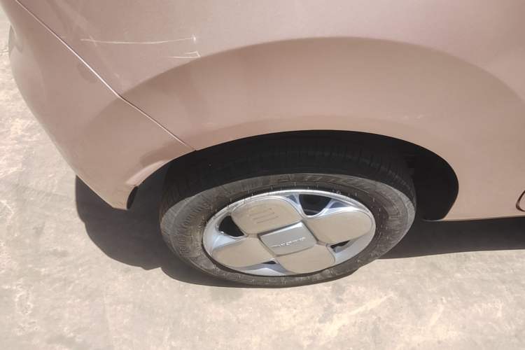 Used Geely Galaxy Panda 2023 Panda Mini 200km Endurance Bear Right Rear Wheel Hub