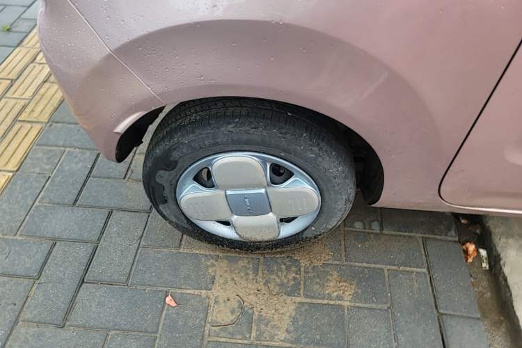Used Geely Galaxy Panda 2023 Panda Mini 200km Endurance Bear Right Rear Wheel Hub