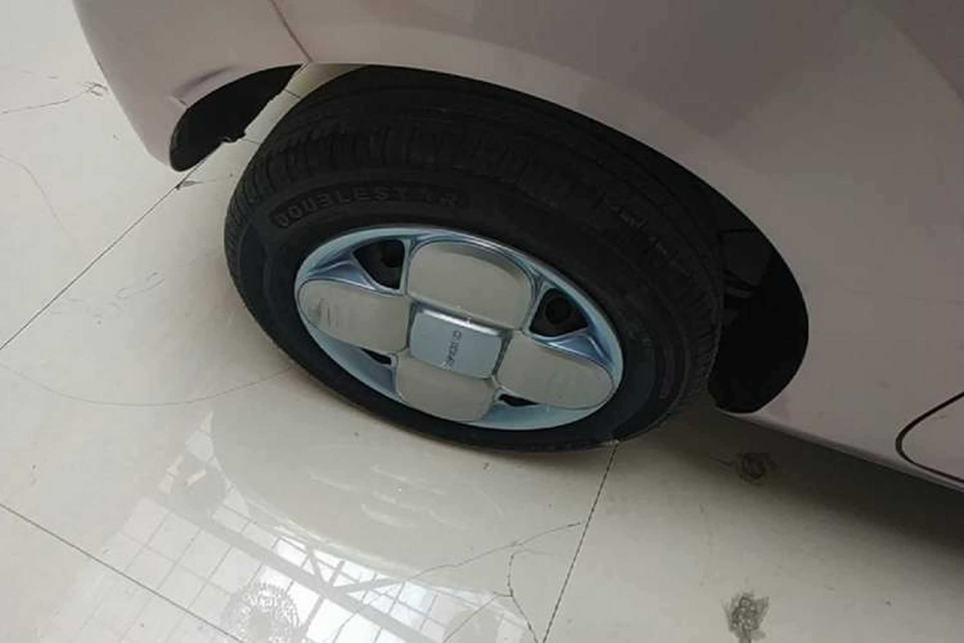 Used Geely Galaxy Panda 2023 Panda Mini 200km Endurance Bear Right Rear Wheel Hub