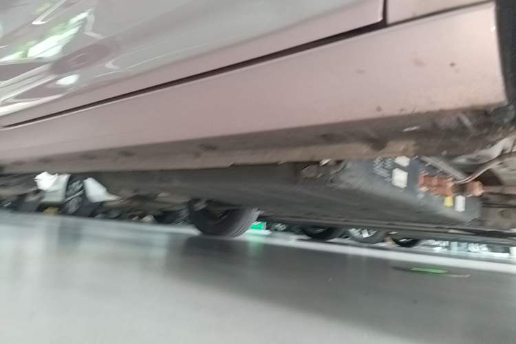 Used Geely Galaxy Panda 2023 Panda Mini 120km Cute Bear Right Side Sill