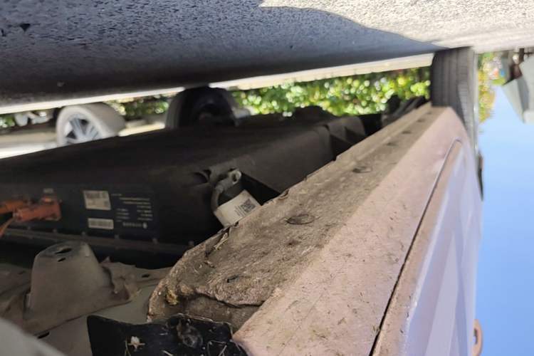 Used Geely Galaxy Panda 2023 Panda Mini 200km Endurance Bear Right Side Sill
