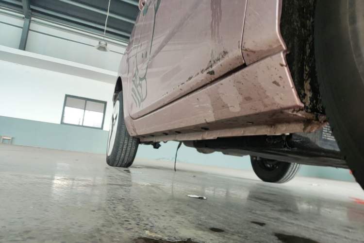 Used Geely Galaxy Panda 2023 Panda Mini 200km Dynamic Bear Right Side Sill