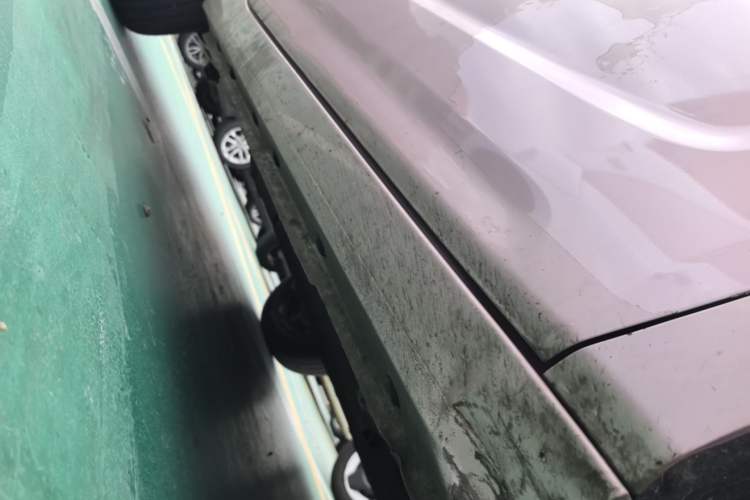 Used Geely Galaxy Panda 2023 Panda Mini 200km Endurance Bear Right Side Sill