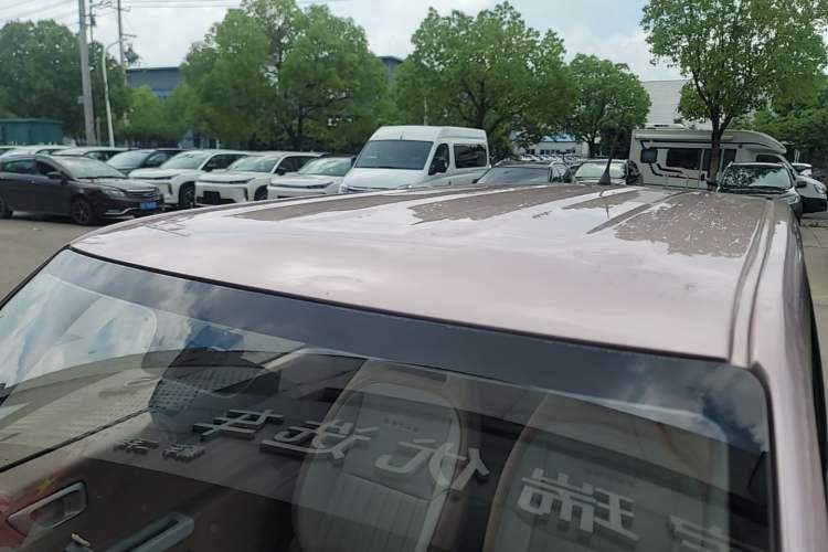 Used Geely Galaxy Panda 2023 Panda Mini 200km Endurance Bear Roof