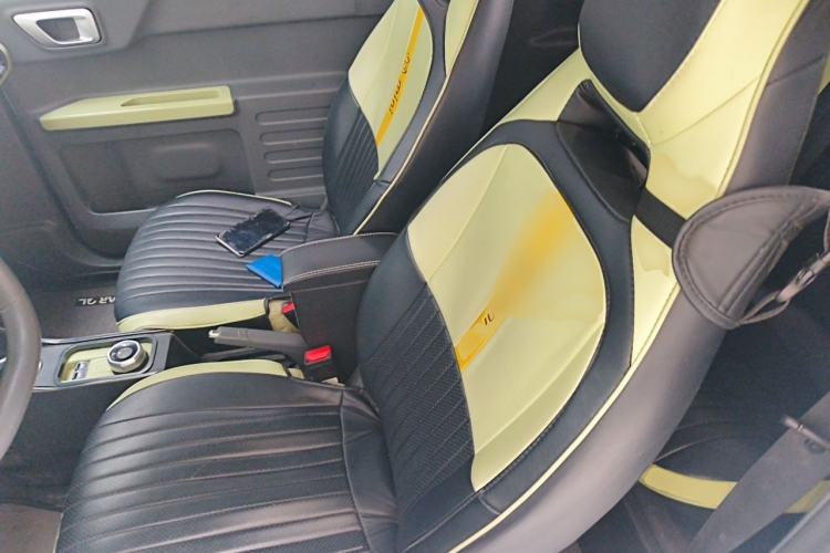 Used Geely Galaxy Panda 2023 Panda Mini 200km Endurance Bear Interior 4