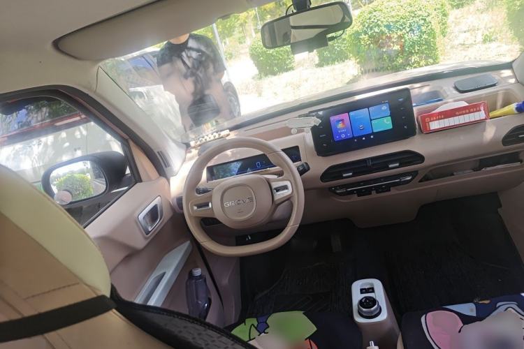Used Geely Galaxy Panda 2023 Panda Mini 200km Endurance Bear Steering Wheel
