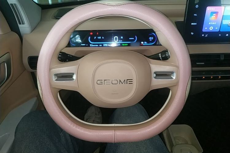Used Geely Galaxy Panda 2023 Panda Mini 200km Dynamic Bear Steering Wheel