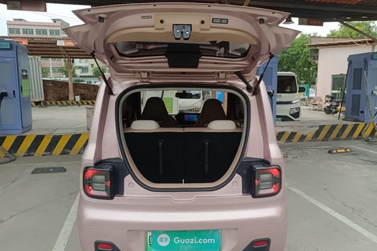 Used Geely Galaxy Panda 2023 Panda Mini 200km Endurance Bear Trunk