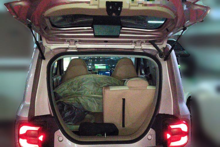 Used Geely Galaxy Panda 2023 Panda Mini New Year Edition Treasure Bear Trunk