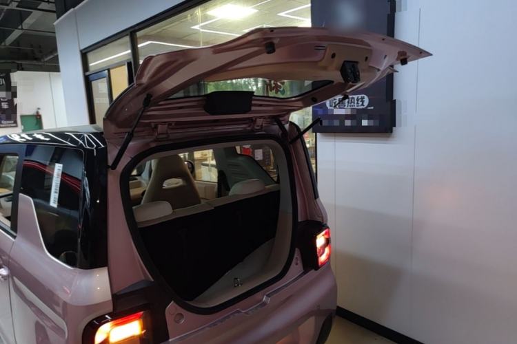 Used Geely Galaxy Panda 2023 Panda Mini 200km Dynamic Bear Trunk