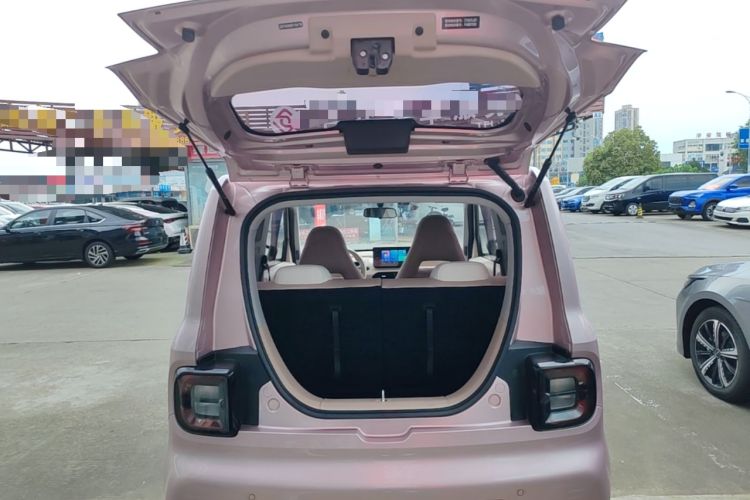 Used Geely Galaxy Panda 2023 Panda Mini 200km Endurance Bear Trunk