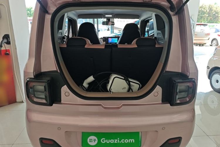Used Geely Galaxy Panda 2023 Panda Mini 200km Endurance Bear Trunk