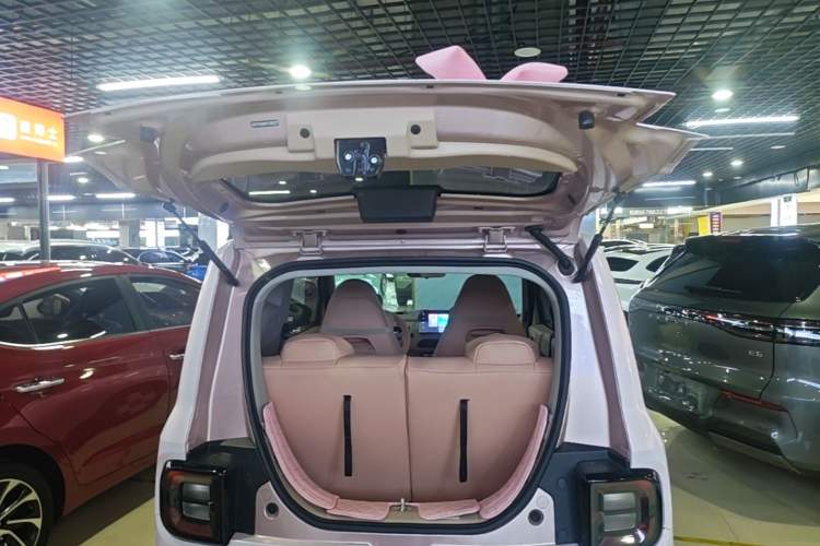 Used Geely Galaxy Panda 2023 Panda Mini 200km Endurance Bear Trunk