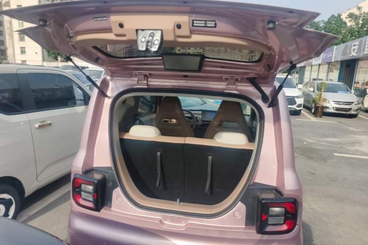Used Geely Galaxy Panda 2023 Panda Mini 200km Endurance Bear Trunk