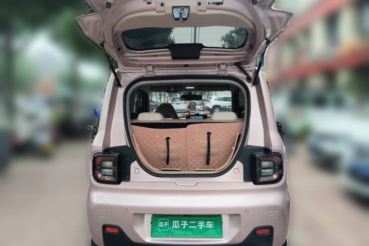 Used Geely Galaxy Panda 2023 Panda Mini 200km Endurance Bear Trunk
