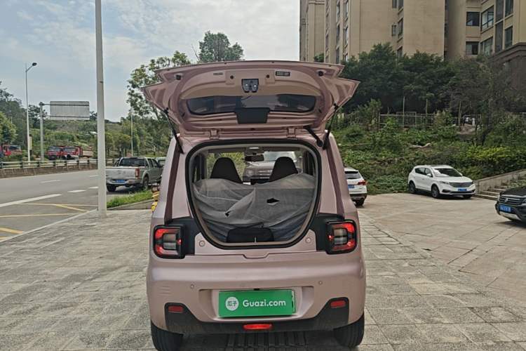 Used Geely Galaxy Panda 2023 Panda Mini 200km Endurance Bear Trunk
