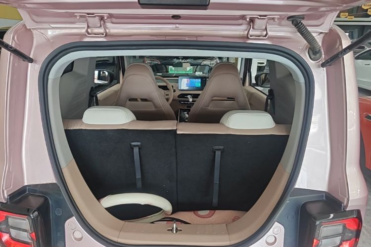 Used Geely Galaxy Panda 2023 Panda Mini 200km Endurance Bear Trunk