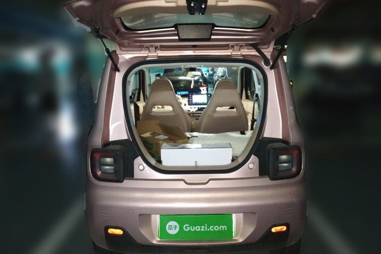 Used Geely Galaxy Panda 2023 Panda Mini 200km Endurance Bear Trunk