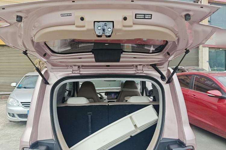 Used Geely Galaxy Panda 2023 Panda Mini 200km Endurance Bear Trunk