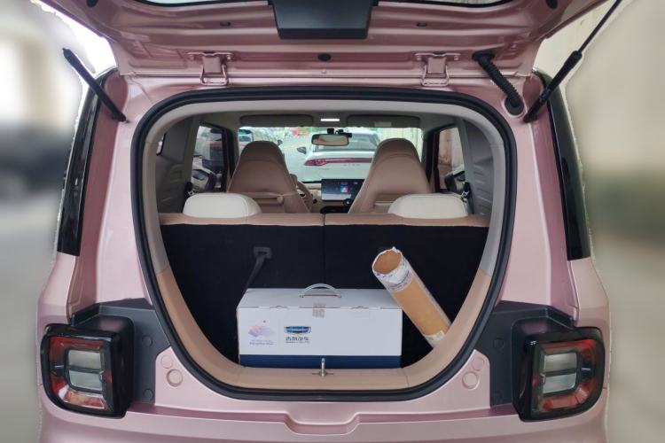 Used Geely Galaxy Panda 2023 Panda Mini 200km Dynamic Bear Trunk