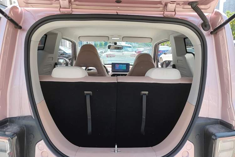 Used Geely Galaxy Panda 2023 Panda Mini 200km Endurance Bear Trunk