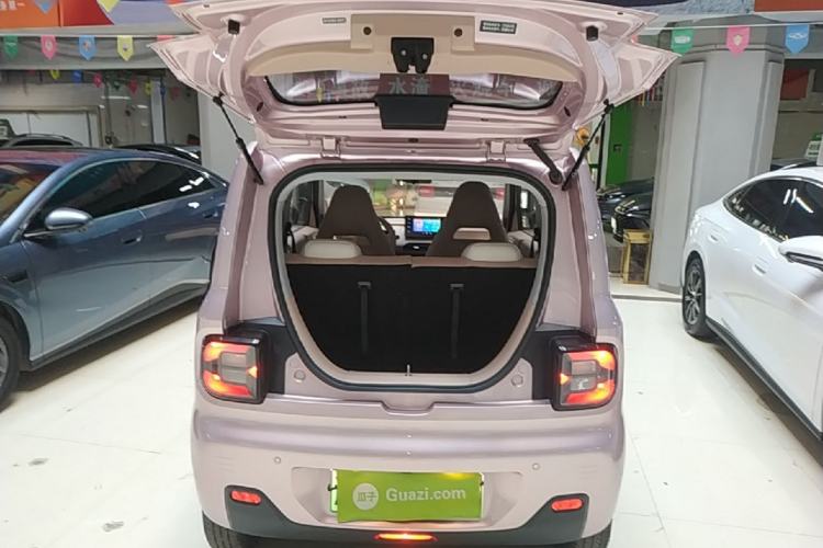 Used Geely Galaxy Panda 2023 Panda Mini 200km Endurance Bear Trunk