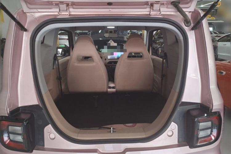 Used Geely Galaxy Panda 2023 Panda Mini 200km Endurance Bear Trunk