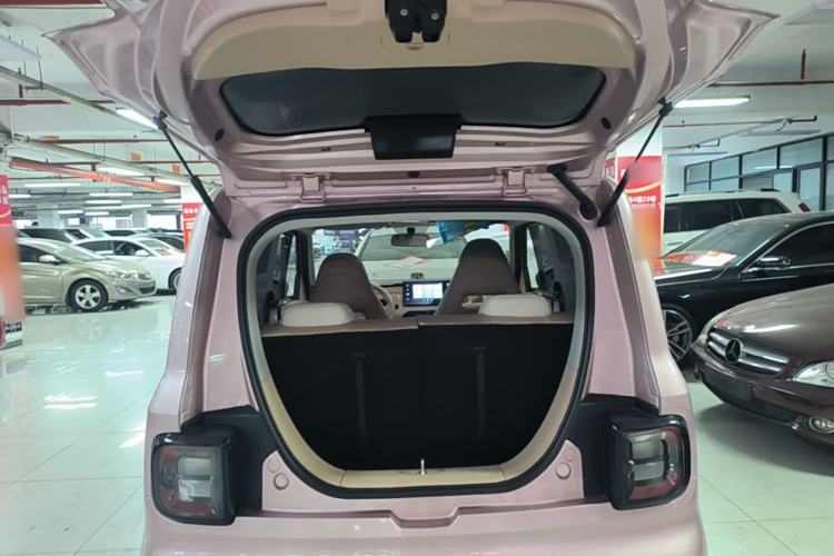 Used Geely Galaxy Panda 2023 Panda Mini 200km Endurance Bear Trunk
