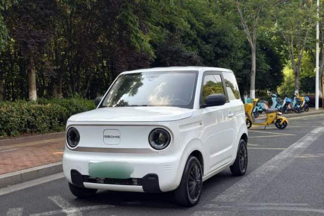 Used Geely Galaxy Panda 2023 Panda Mini 200km Endurance Bear