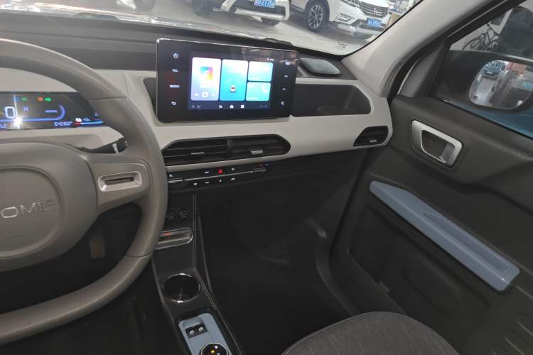 Used Geely Galaxy Panda 2023 Panda Mini New Year Edition Treasure Bear Audio And AC Panel