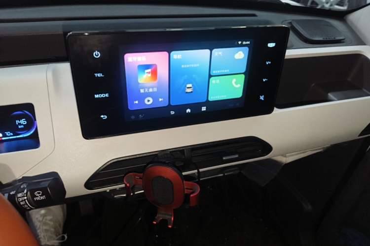 Used Geely Galaxy Panda 2023 Panda Mini 200km Endurance Bear Audio And AC Panel