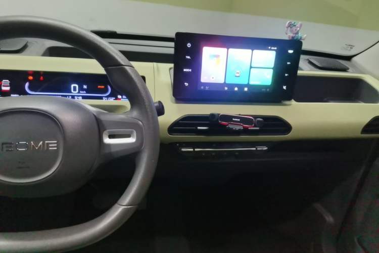 Used Geely Galaxy Panda 2023 Panda Mini 200km Dynamic Bear Audio And AC Panel