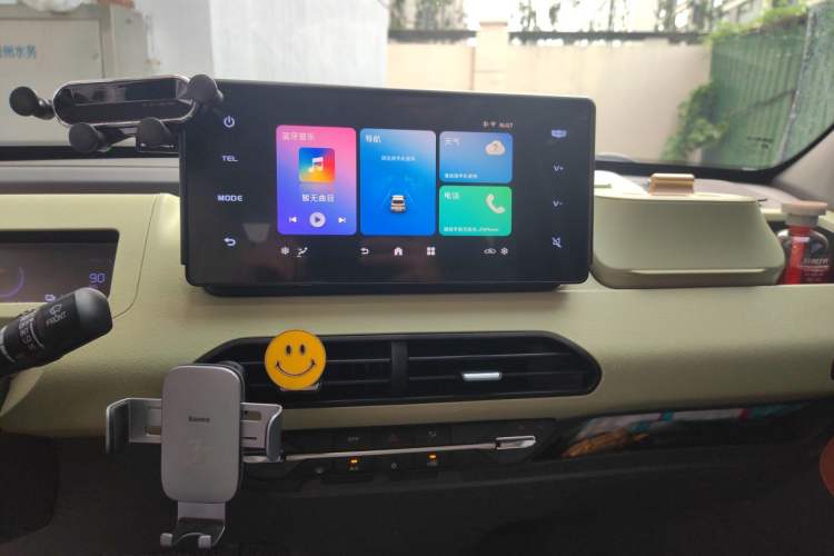 Used Geely Galaxy Panda 2023 Panda Mini 200km Dynamic Bear Audio And AC Panel