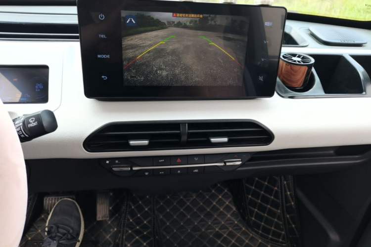 Used Geely Galaxy Panda 2023 Panda Mini 120km Super Cute Bear Audio And AC Panel