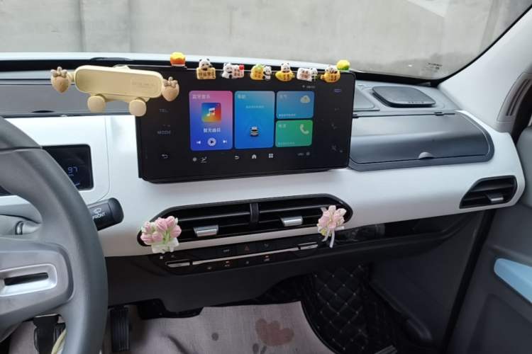 Used Geely Galaxy Panda 2023 Panda Mini 200km Dynamic Bear Audio And AC Panel