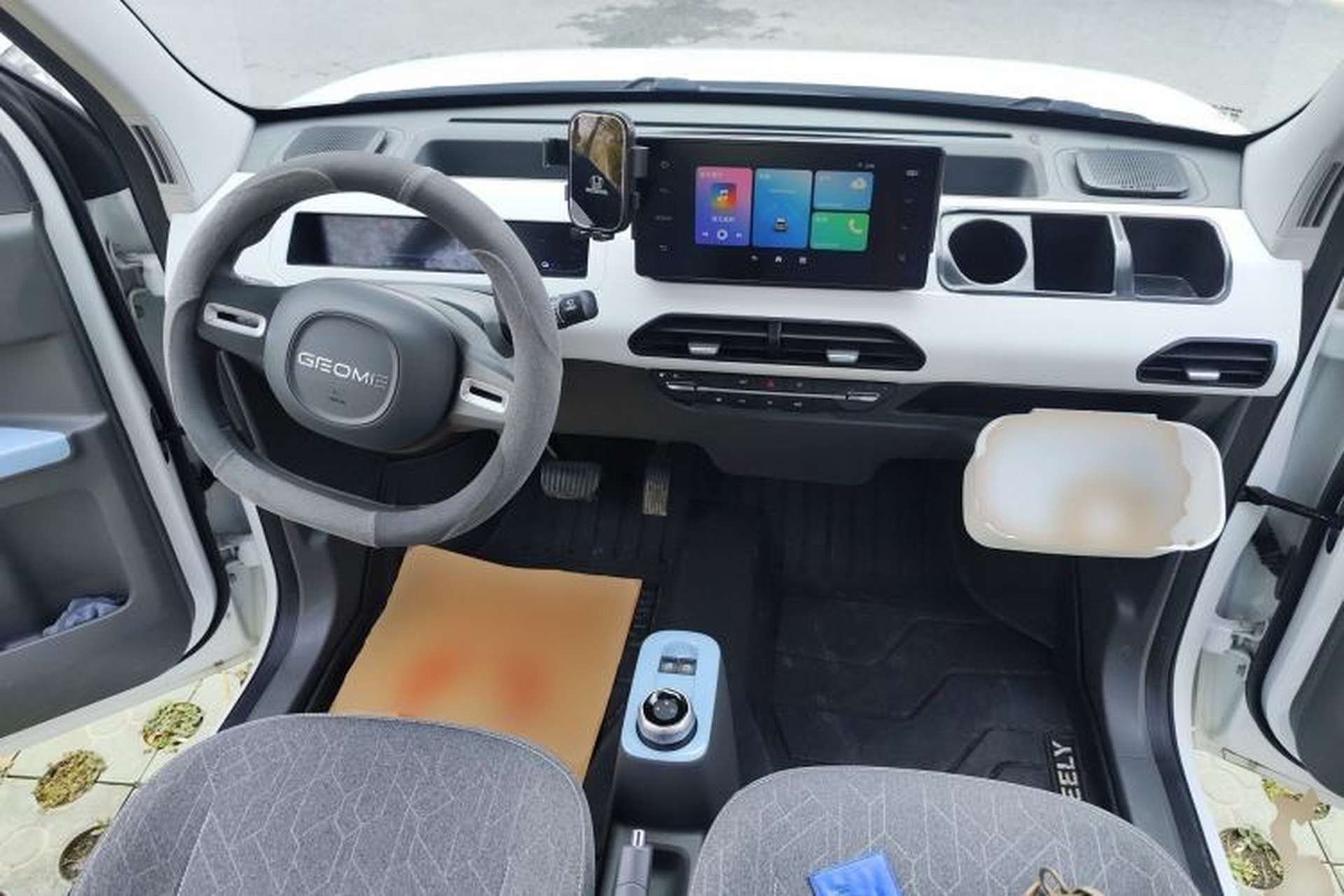 Used Geely Galaxy Panda 2023 Panda Mini 120km Asian Games Edition Center Console