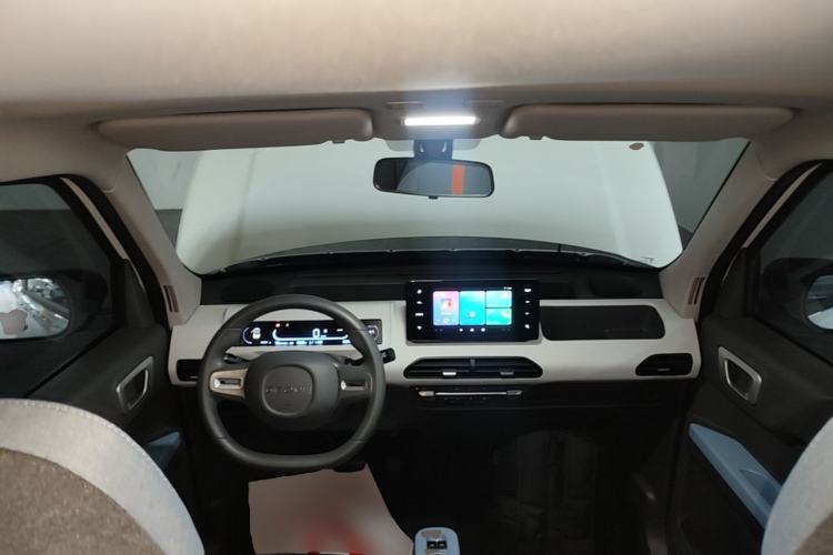 Used Geely Galaxy Panda 2023 Panda Mini New Year Edition Treasure Bear Center Console