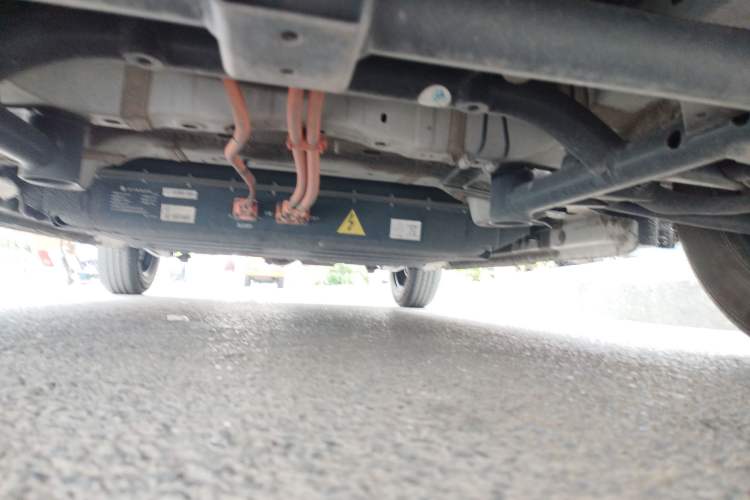 Used Geely Galaxy Panda 2023 Panda Mini 200km Endurance Bear Chassis Front
