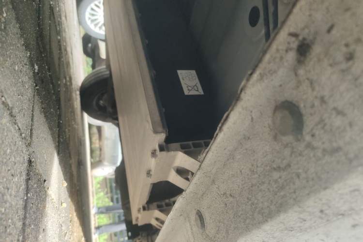Used Geely Galaxy Panda 2023 Panda Mini 120km Super Cute Bear Chassis Front Left