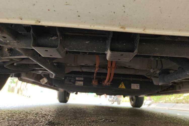 Used Geely Galaxy Panda 2023 Panda Mini 200km Endurance Bear Chassis Front