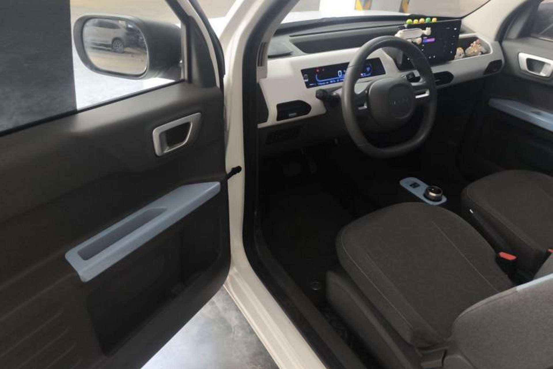 Used Geely Galaxy Panda 2023 Panda Mini 200km Endurance Bear Driver Seat