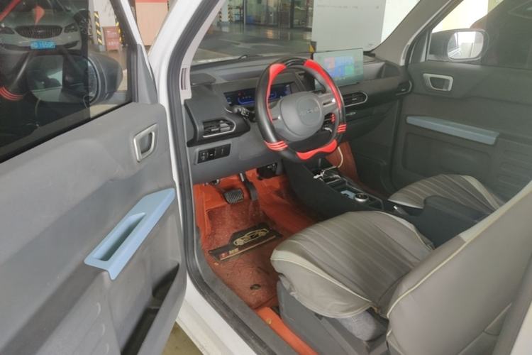 Used Geely Galaxy Panda 2023 Panda Mini 200km Endurance Bear Driver Seat