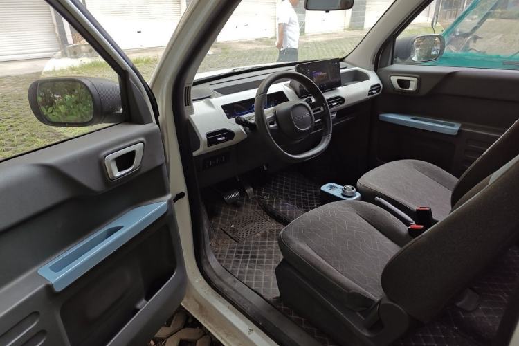 Used Geely Galaxy Panda 2023 Panda Mini 120km Cute Bear Driver Seat