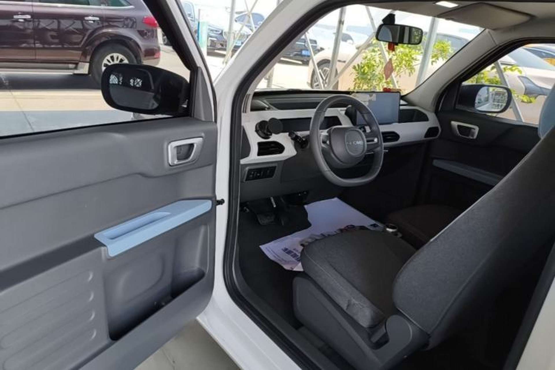 Used Geely Galaxy Panda 2023 Panda Mini 200km Endurance Bear Driver Seat
