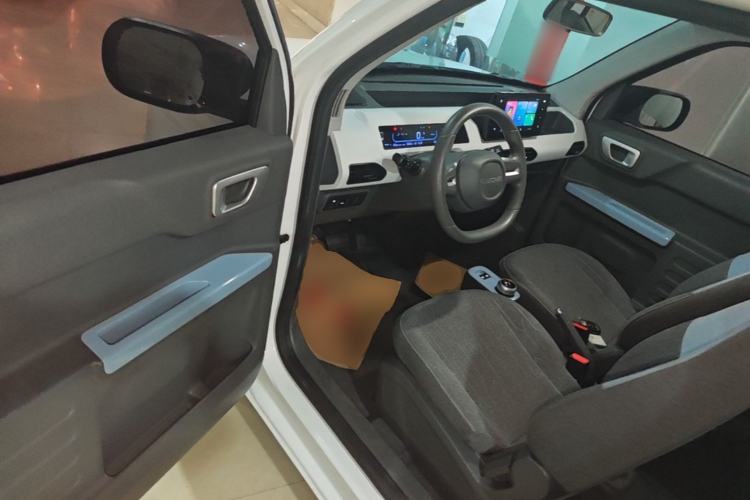 Used Geely Galaxy Panda 2023 Panda Mini 200km Endurance Bear Driver Seat