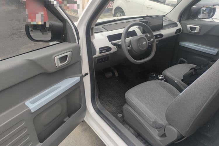 Used Geely Galaxy Panda 2023 Panda Mini 120km Super Cute Bear Driver Seat