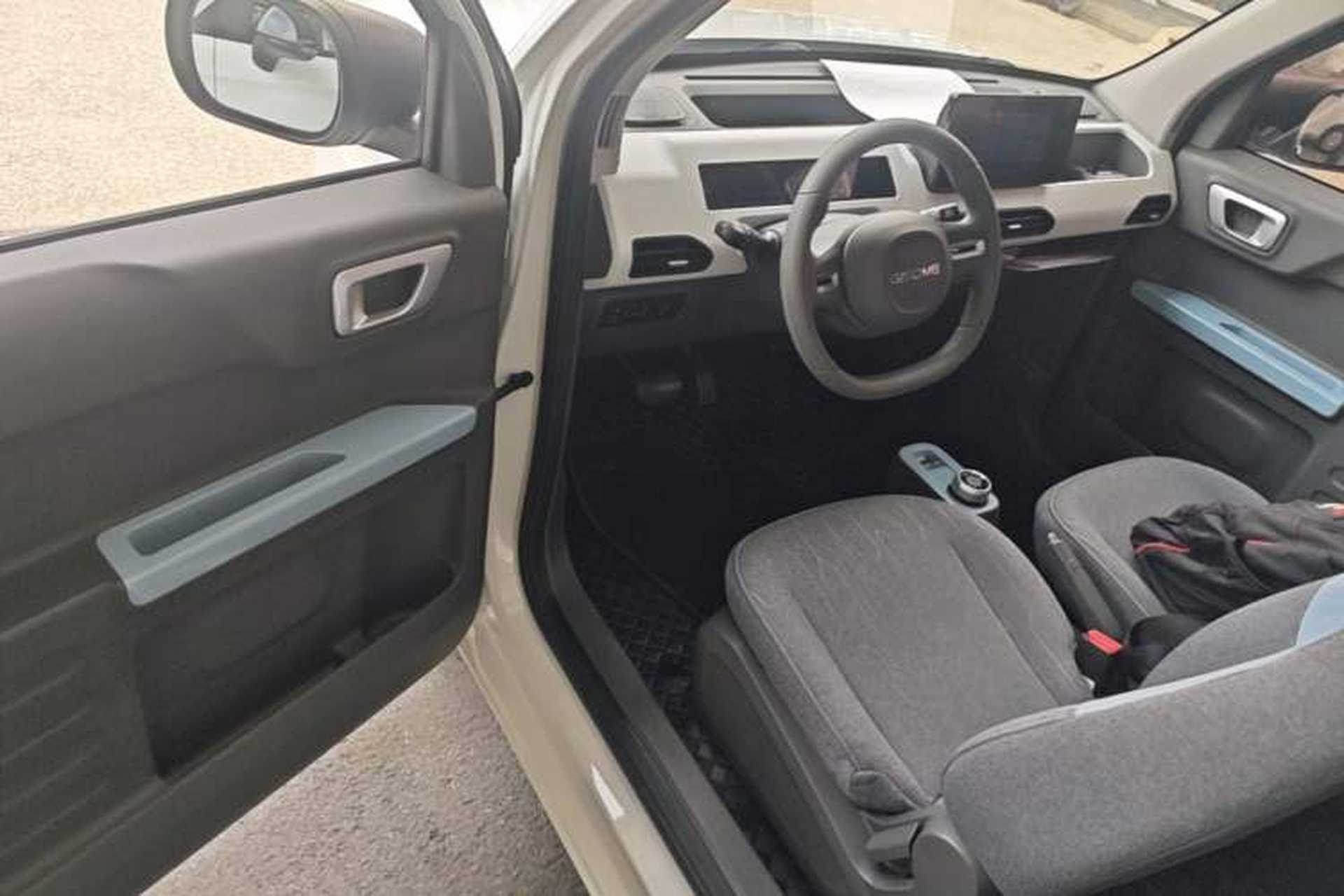 Used Geely Galaxy Panda 2023 Panda Mini 200km Endurance Bear Driver Seat