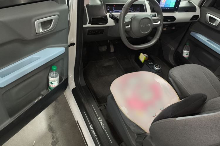 Used Geely Galaxy Panda 2023 Panda Mini 200km Endurance Bear Driver Seat