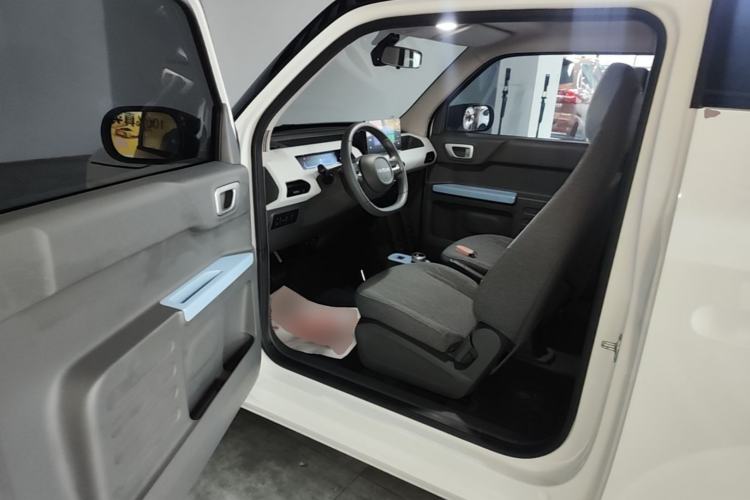 Used Geely Galaxy Panda 2023 Panda Mini New Year Edition Treasure Bear Driver Seat
