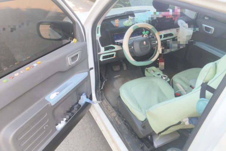 Used Geely Galaxy Panda 2023 Panda Mini 200km Endurance Bear Driver Seat
